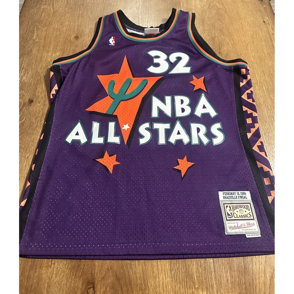 Mitchell & Ness Men's Shaquille O'Neal Swingman Jersey 1995 All Star game XL